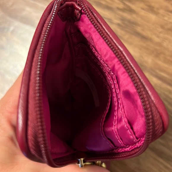 Coach deep red wristlet - Picture 4 of 8